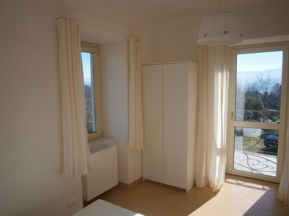 Casa Caroline Lägenhet Ovada Exteriör bild